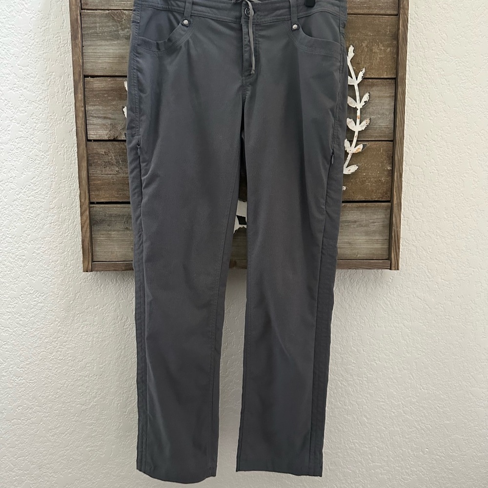 Kuhl Trekr Style 6235 Gray Work Atheltic outdoor Nylon Blend Pants size 10 short
